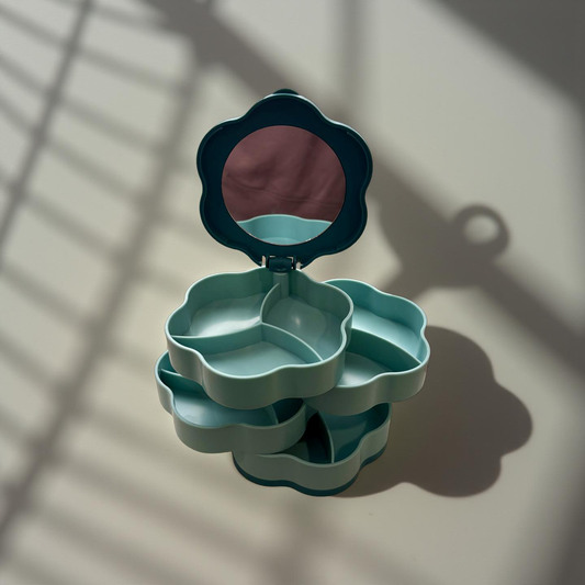 Green Jewelry Holder